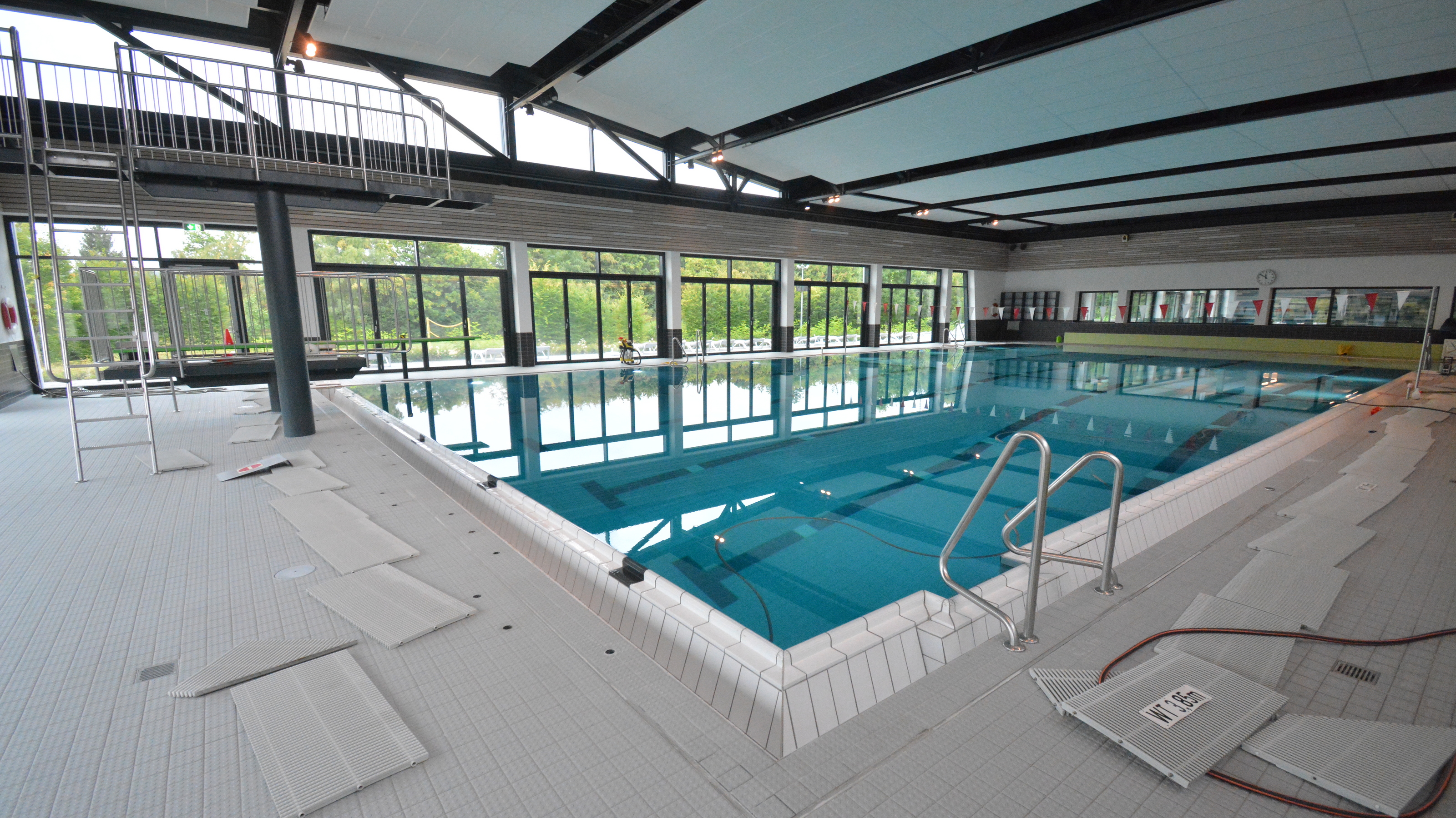 Water is cold: Why the Molzbergbad in Kirchen will remain closed